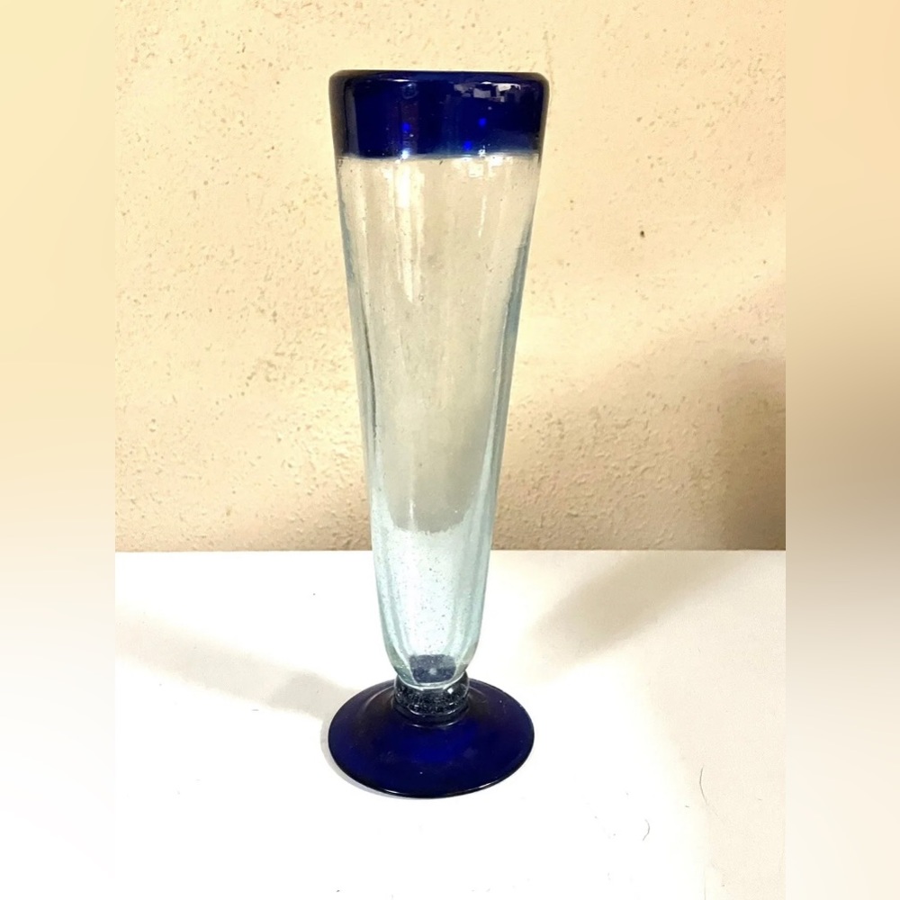 Hand Blown Mexican Cobalt Blue Rim Glassware Beer Pilsner Glass 9.5 in Vase